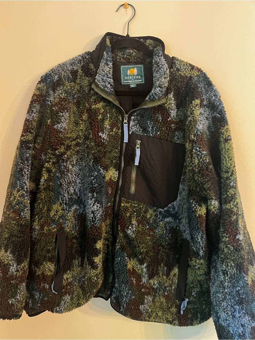 Horizon Men’s Bass Creek Green Camo Sherpa Jacket